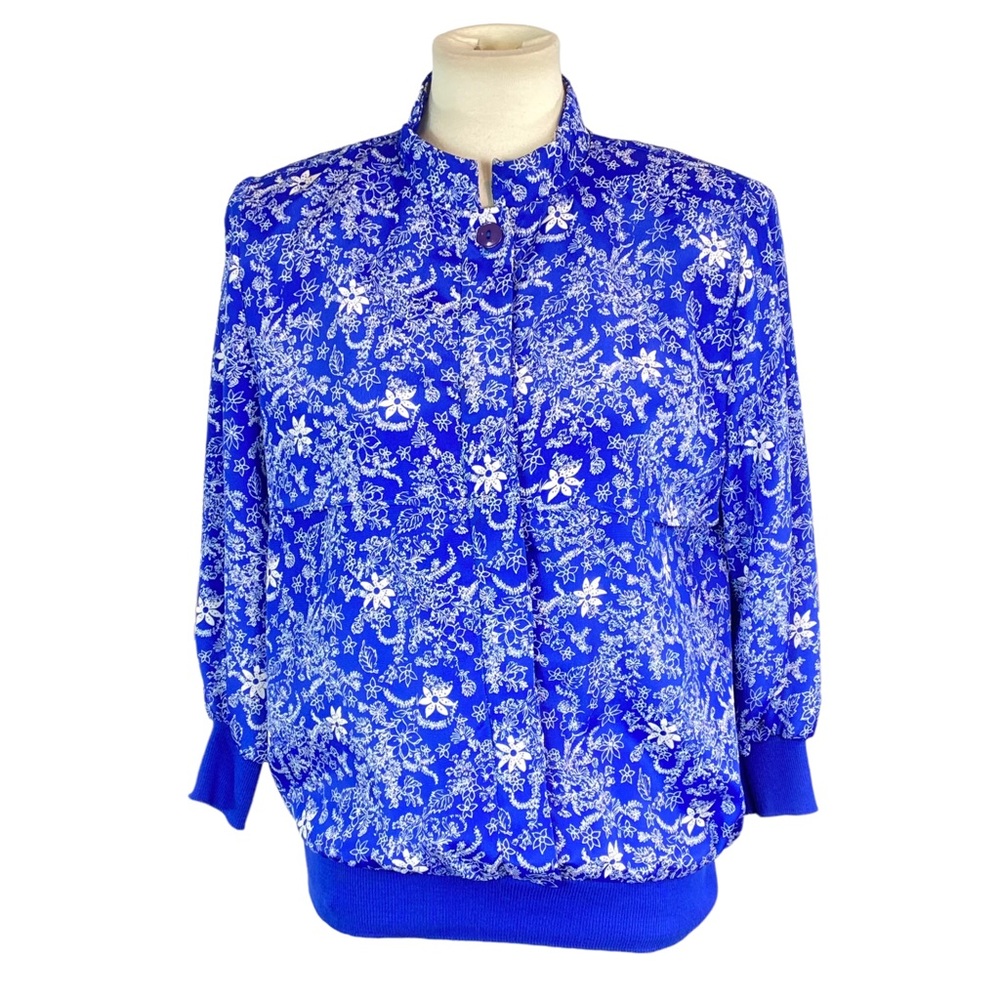 Vintage woman’s Amy-Deb blue and white blouse size 10